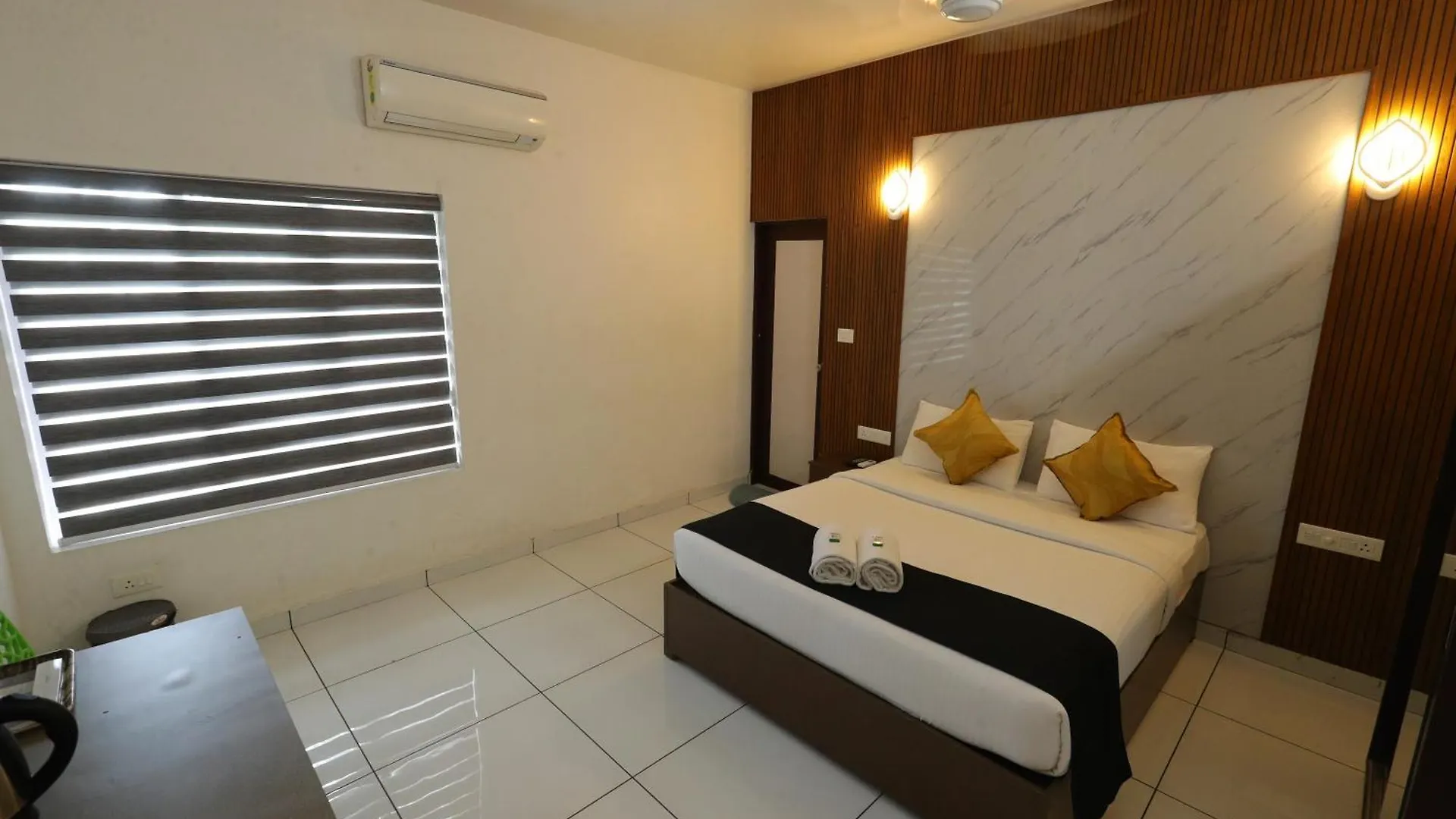 D-Green Hotels Kochi