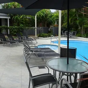 https://noosa-gardens-riverside-resort.queenslandhotels.net