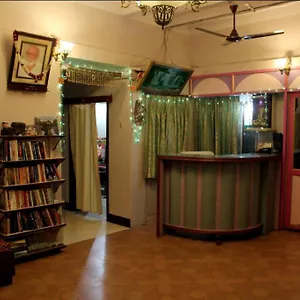 https://sahi-river-view-guest-house.hotels-varanasi.com