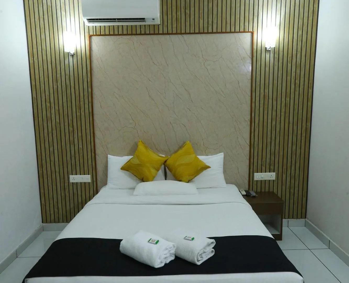 D-Green Hotels Kochi