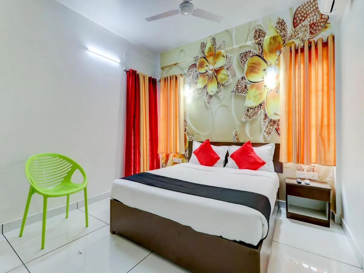D-Green Hotels Kochi 2*,